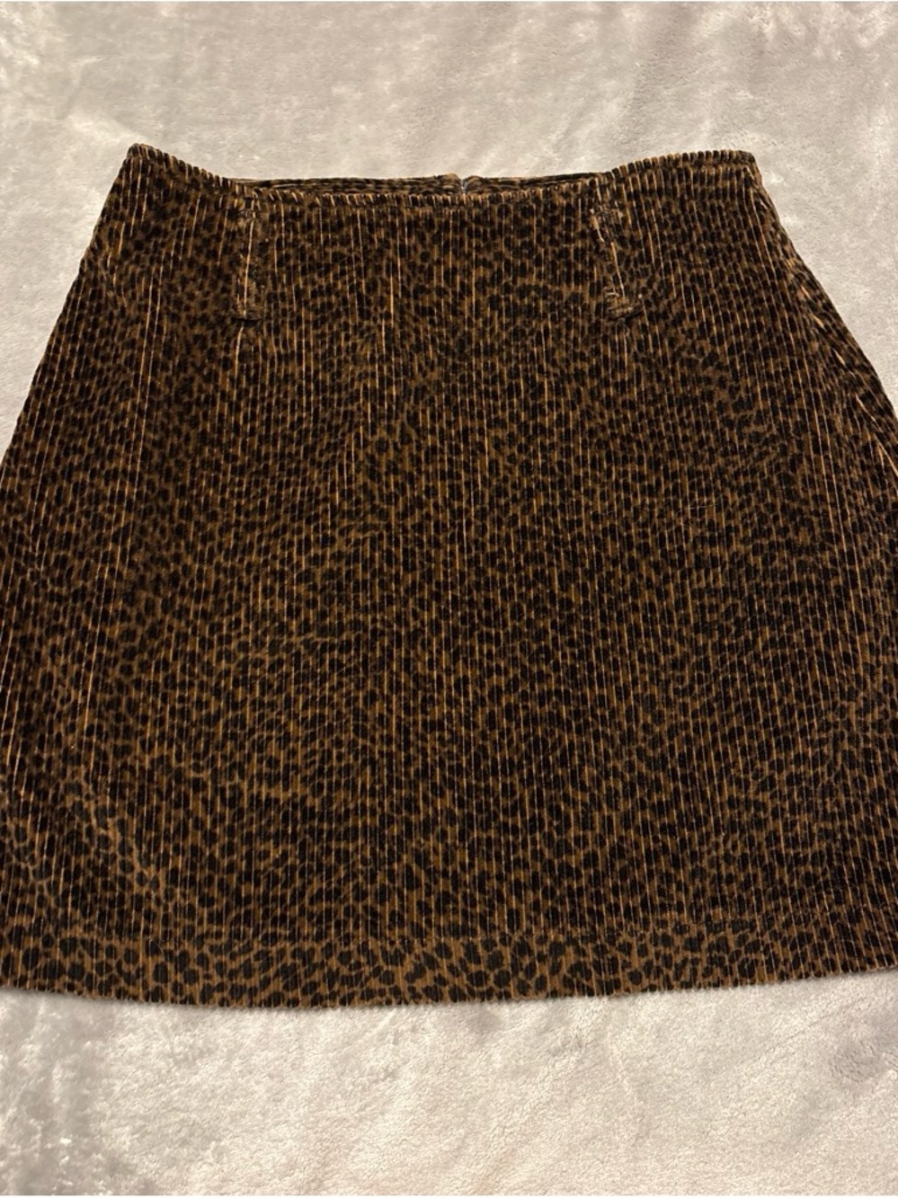 High-Low Leopard Print Mini Skirt in Brown